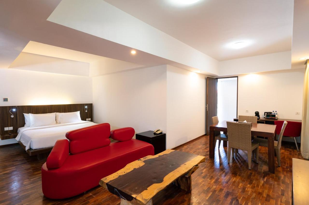 The Bene Hotel Кута Екстер'єр фото